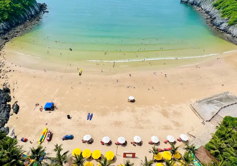 Bãi tắm Cát cò 1 - Cát Bà